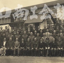 奉安殿落成式の様子の写真